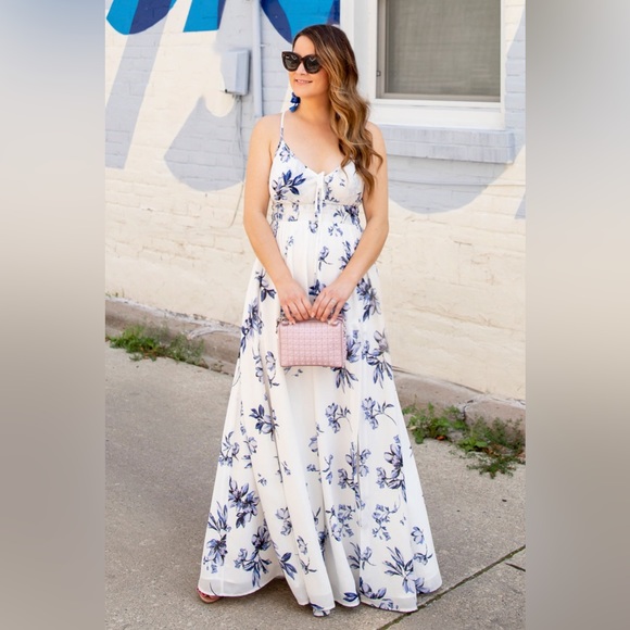 Yumi Kim Dresses & Skirts - Yumi Kim Rooftop Maxi Dress - size XS - color: Darling Bouquet - NWT